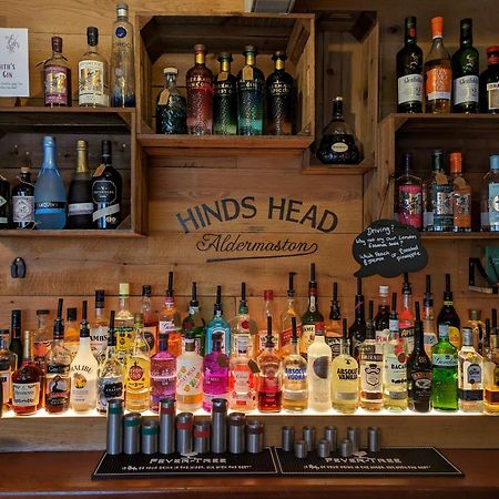 Hinds Head Hotel Aldermaston Eksteriør billede